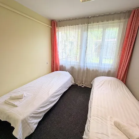 Hostel Sadama & Caravan *