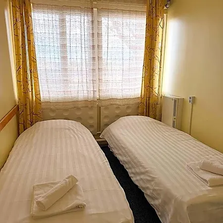 Hostel Sadama & Caravan Parnu