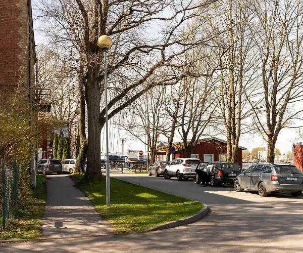 Sadama & Caravan * Pärnu